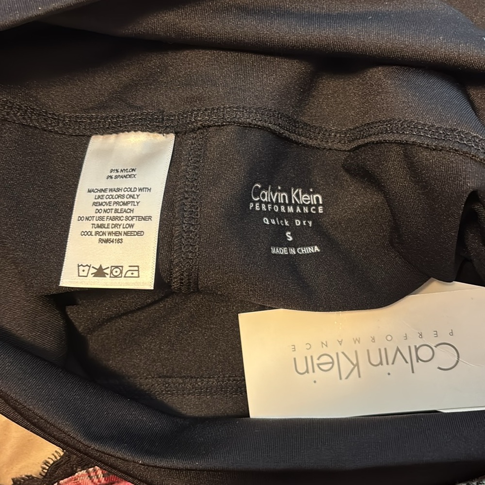 nwt women’s calvin klein capri leggings - Picture 3 of 3